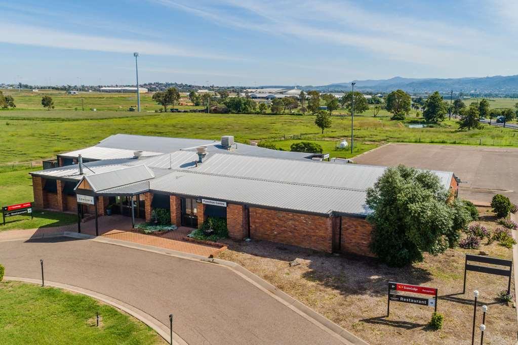 Econo Lodge Savannah Park Tamworth Extérieur photo