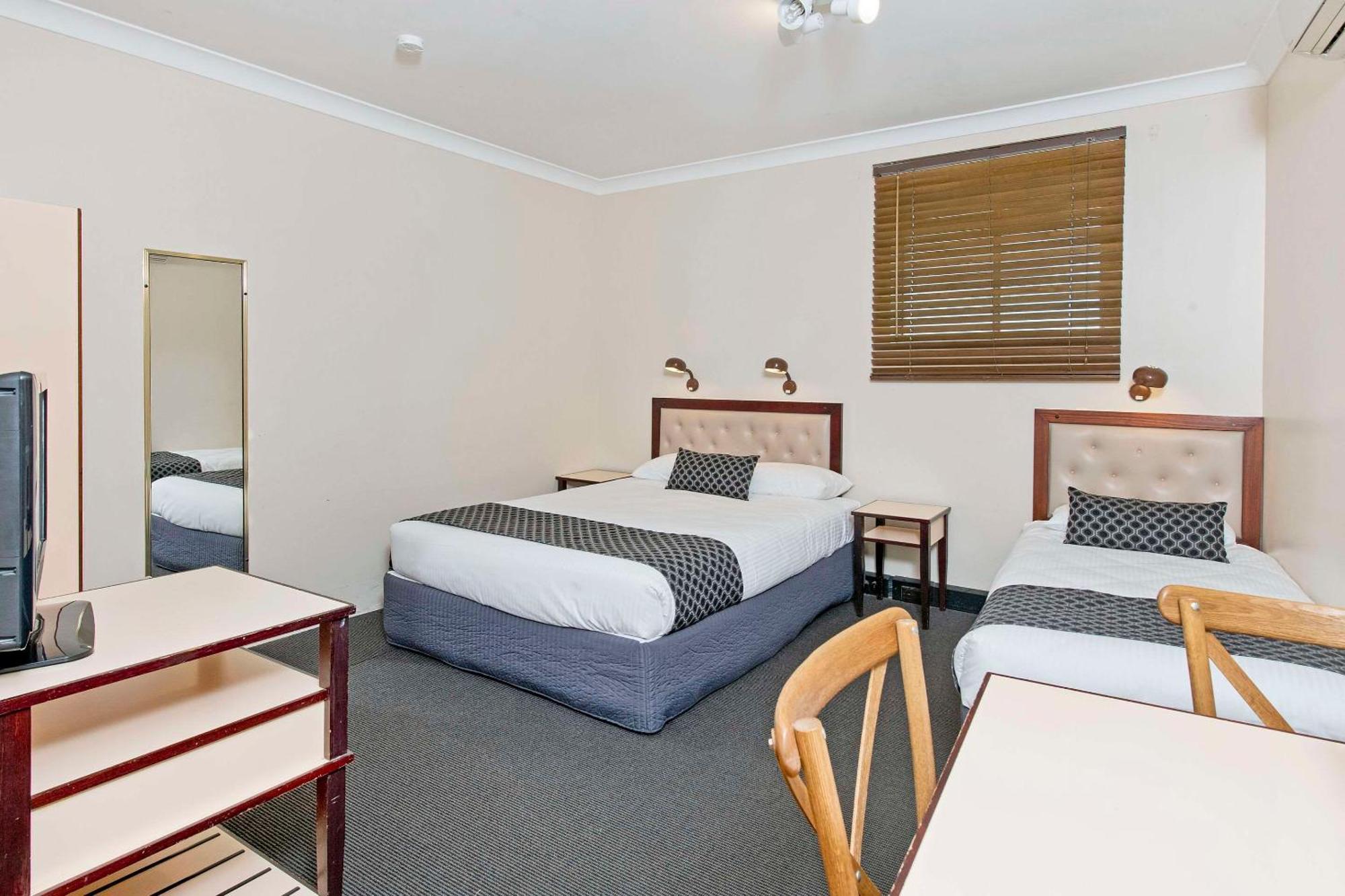 Econo Lodge Savannah Park Tamworth Extérieur photo
